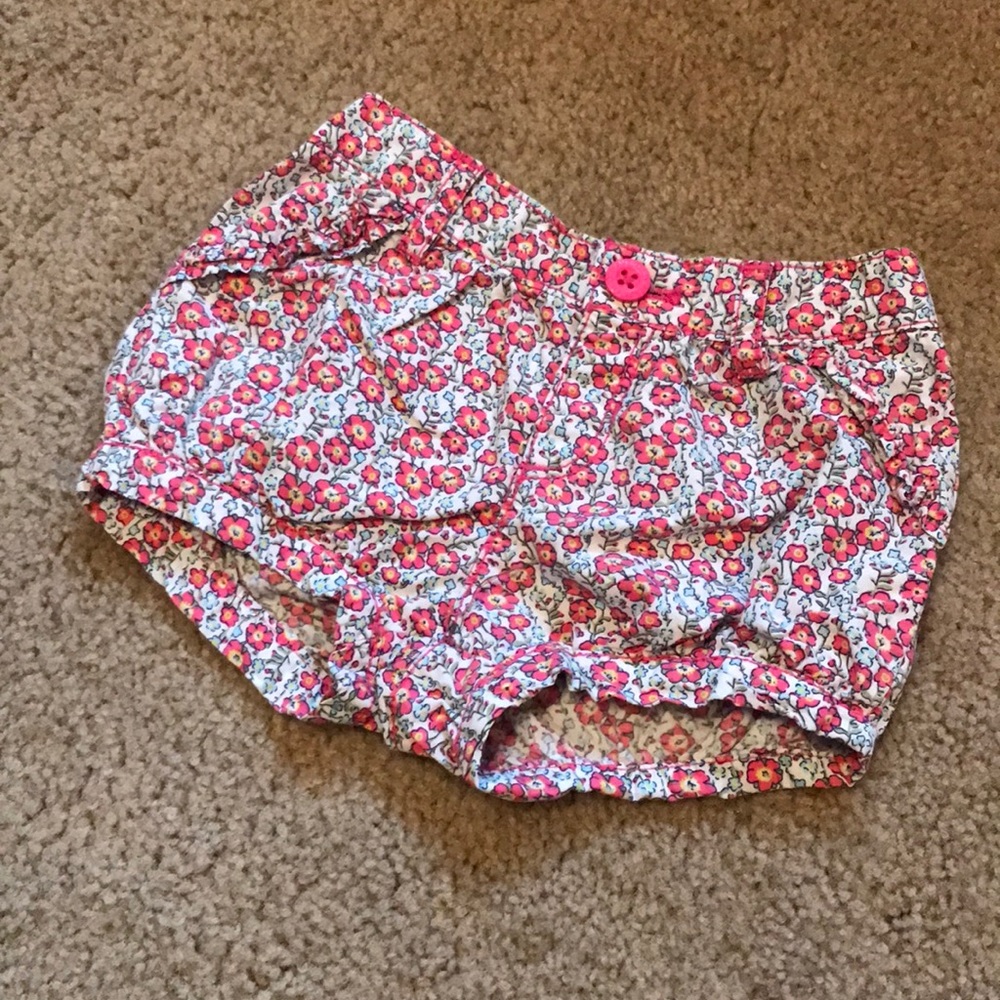 12-18 Months: Old Navy: Floral shorts